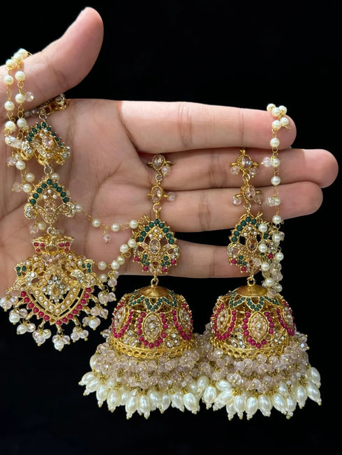 Noratan jhumke tika